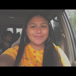 Meet your Posher, Mayra